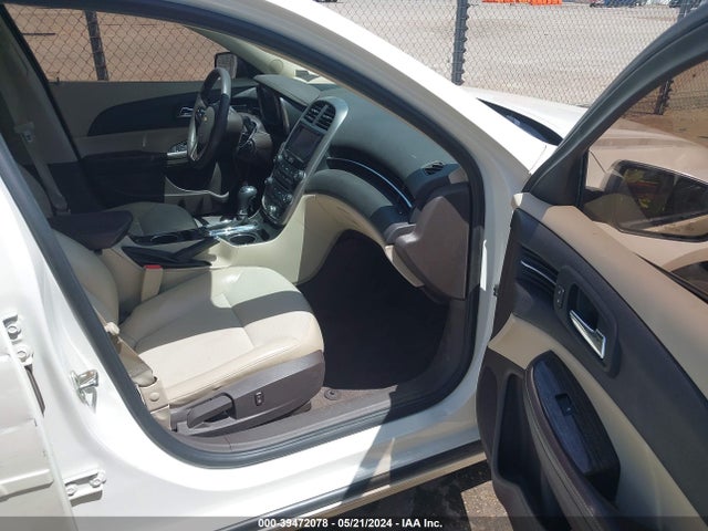 Chevrolet MALIBU 1LT 2014 1G11C5SL5EF215449 Image 5