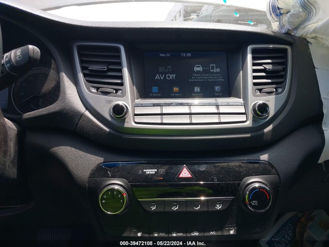Hyundai TUCSON SEL 2018 KM8J33A48JU790555 Image 18