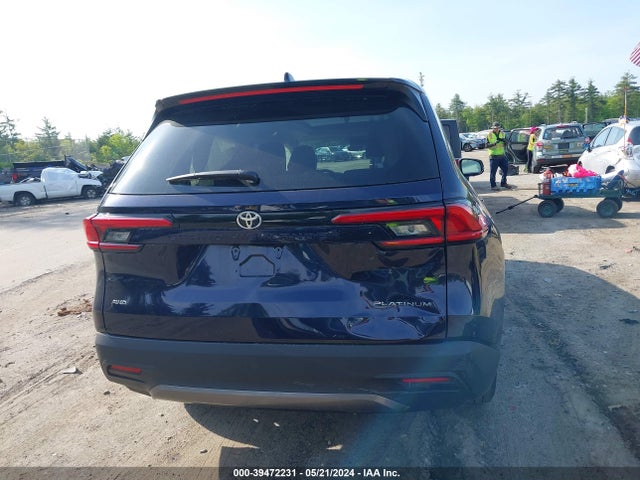 Toyota Grand Highlander Platinum 2024 5TDAAAB57RS007666 Image 17