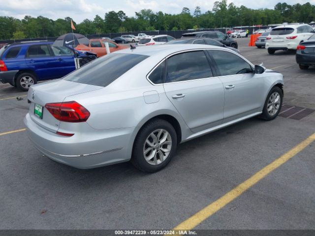 1VWAT7A31HC016860 Volkswagen Passat 1.8t S