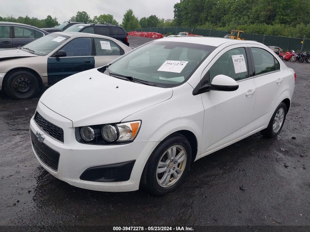 Chevrolet Sonic Lt Auto 2016 1G1JC5SH0G4161181 Image 2