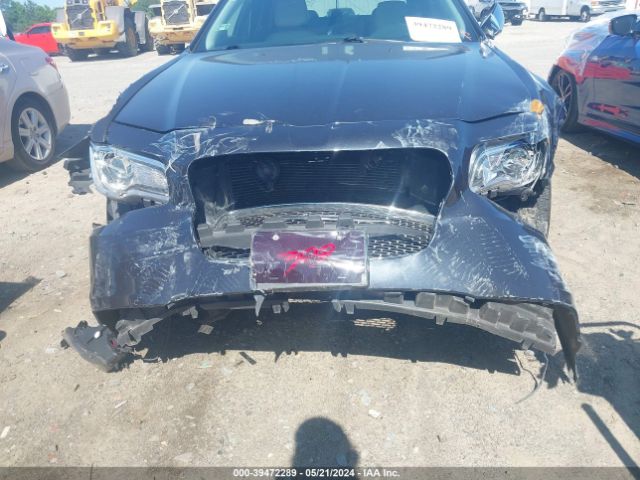2C3CCAKGXJH170372 Chrysler 300 Limited Awd