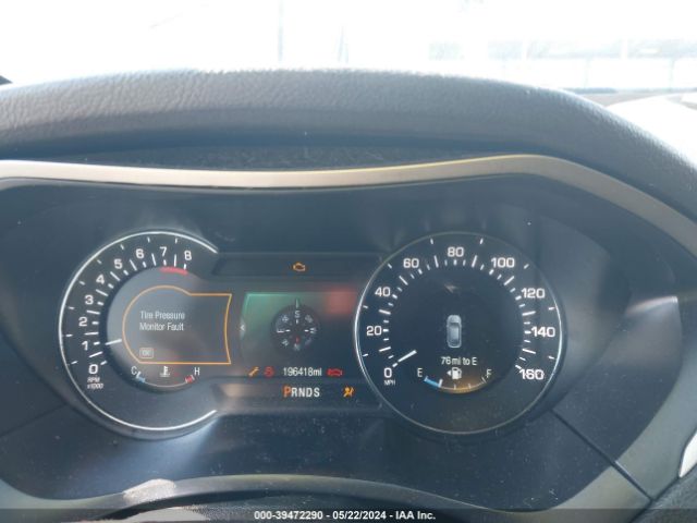 3LN6L2JK9ER823686 Lincoln MKZ