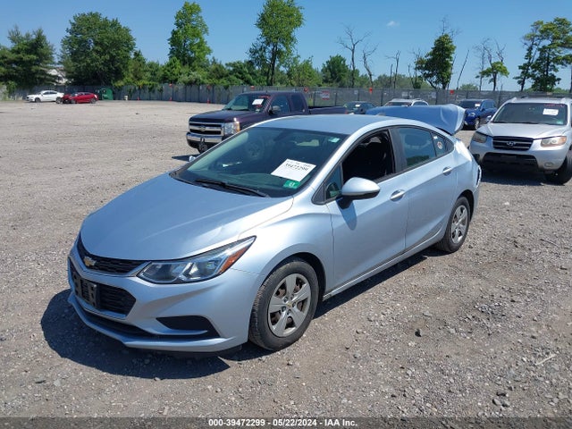 Chevrolet Cruze Ls Auto 2018 1G1BC5SM7J7127911 Image 2