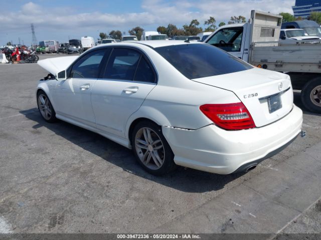WDDGF4HB8ER314708 Mercedes-Benz C 250 Luxury/sport