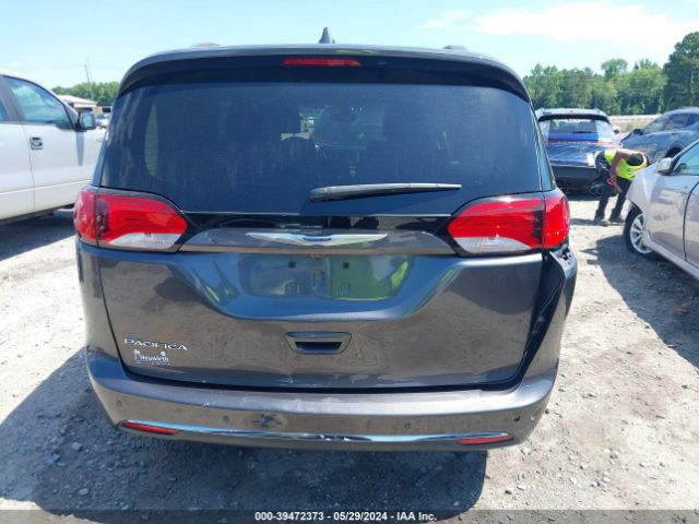 2C4RC1BG0JR279729 Chrysler Pacifica Touring L