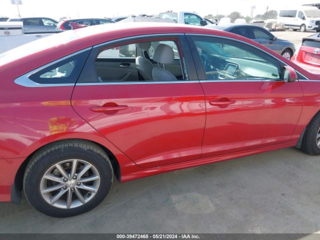5NPE24AF8KH729122 Hyundai SONATA SE