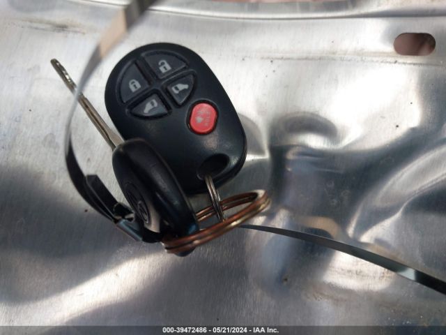 5TDKK3DC9FS680351 Toyota Sienna Le 8 Passenger