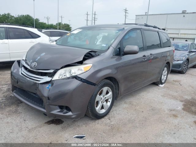 5TDKK3DC9FS680351 Toyota Sienna Le 8 Passenger