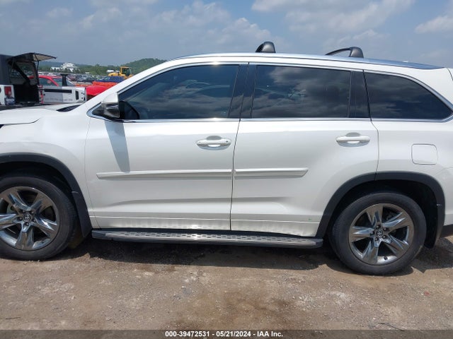 Toyota Highlander Limited Platinum 2018 5TDYZRFH7JS278029 Image 15