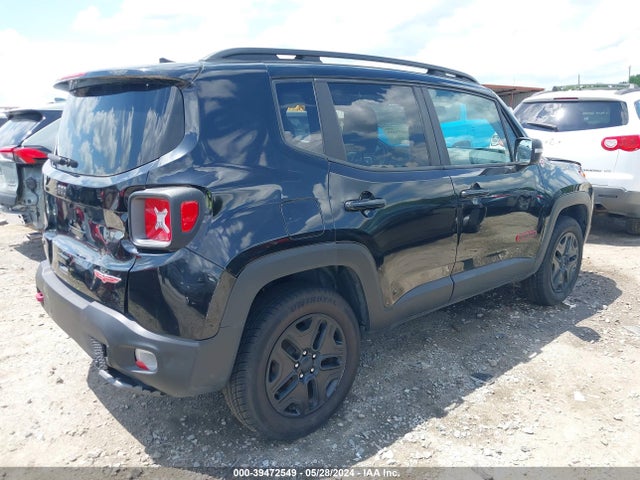 ZACCJBCB8JPH59252 Jeep Renegade Trailhawk 4x4