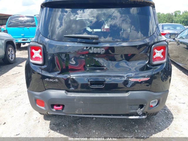 ZACCJBCB8JPH59252 Jeep Renegade Trailhawk 4x4