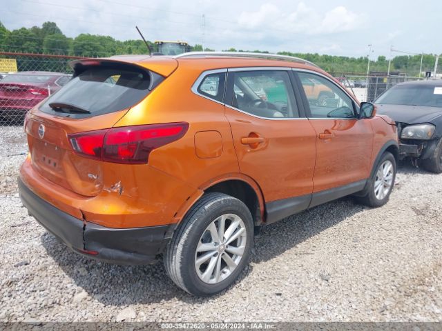 JN1BJ1CP3HW010635 Nissan Rogue Sport Sv