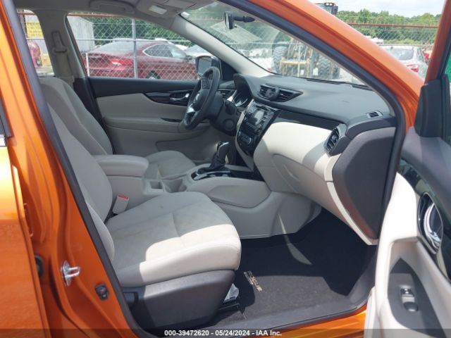 JN1BJ1CP3HW010635 Nissan Rogue Sport Sv
