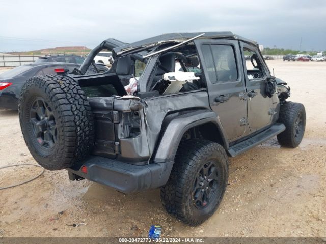 1C4HJXEN3KW585802 Jeep Wrangler Unlimited Sahara 4x4