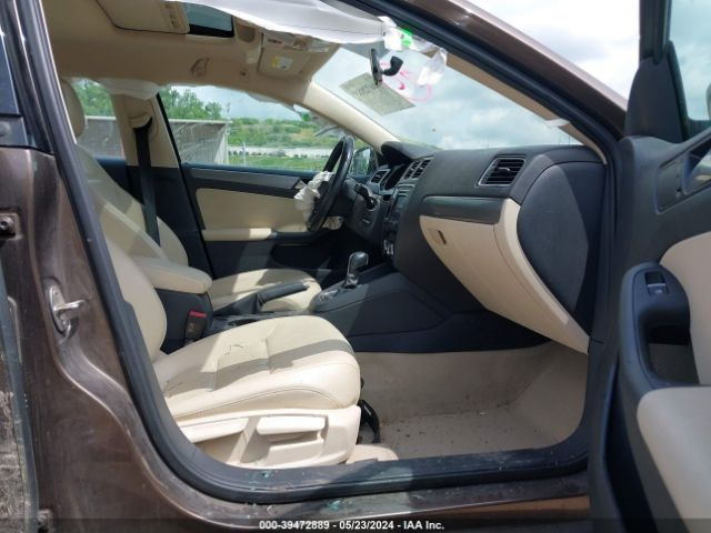 3VWLA7AJ7FM273871 Volkswagen Jetta 2.0l Tdi Se