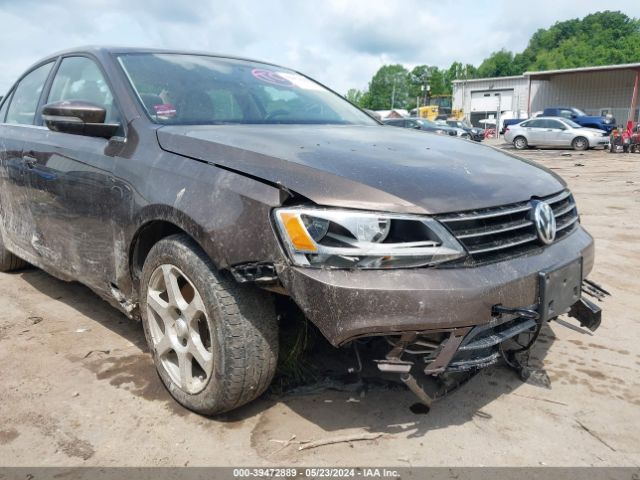 3VWLA7AJ7FM273871 Volkswagen Jetta 2.0l Tdi Se