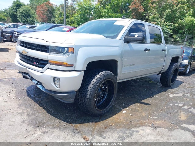 3GCUKREC3JG475495 Chevrolet Silverado 1500 2lt