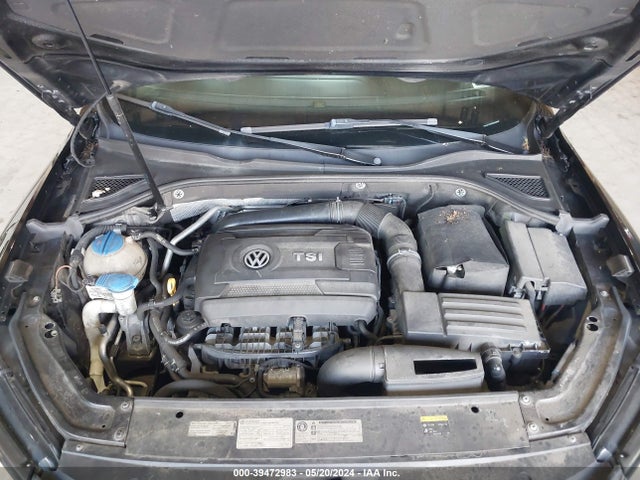 1VWAT7A3XGC030822 Volkswagen Passat 1.8t S