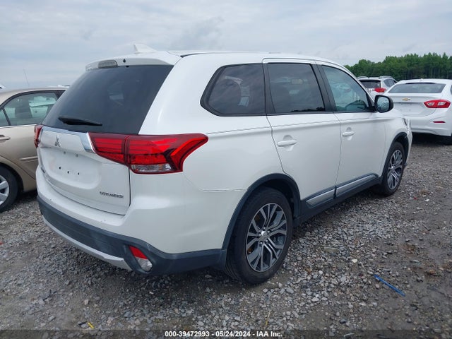 2018 MITSUBISHI OUTLANDER JA4AD2A30JZ049056 Photo 3