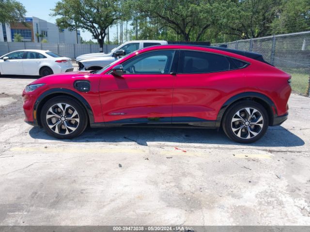 3FMTK3SU0PMA98216 Ford Mustang Mach-e Premium