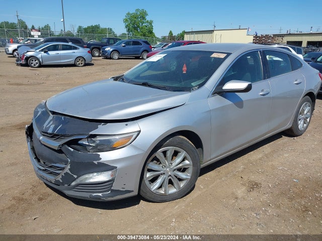Chevrolet MALIBU LT 2019 1G1ZD5ST1KF182218 Image 2