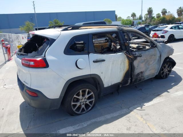 1C4PJLAB6HW547859 Jeep Cherokee Sport Fwd