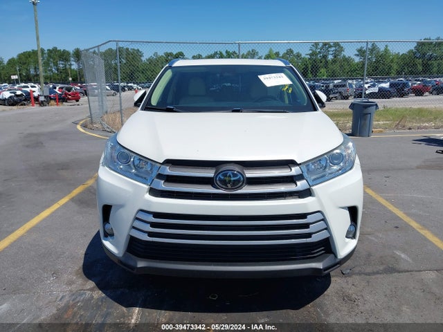 Toyota Highlander Xle 2018 5TDJZRFH2JS561309 Image 12