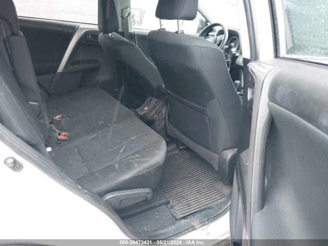 Toyota RAV4 LE 2016 2T3BFREV2GW414550 Image 8