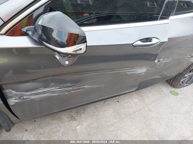 Infiniti Qx30 Essential 2018 SJKCH5CR0JA006161 Image 16