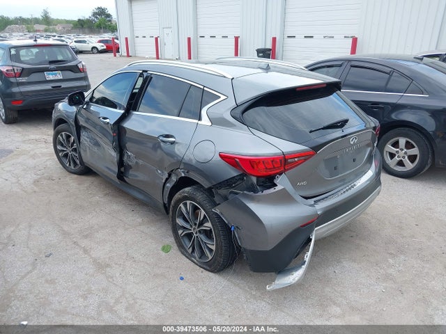 Infiniti Qx30 Essential 2018 SJKCH5CR0JA006161 Image 3