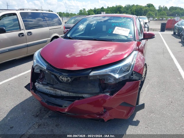 Toyota C-HR XLE 2018 NMTKHMBX2JR038846 Image 12