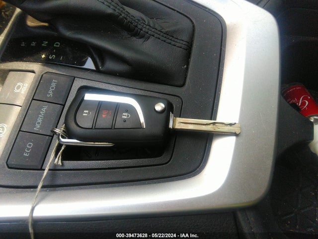 Toyota RAV4 LE 2019 2T3H1RFV7KW042204 Image 11