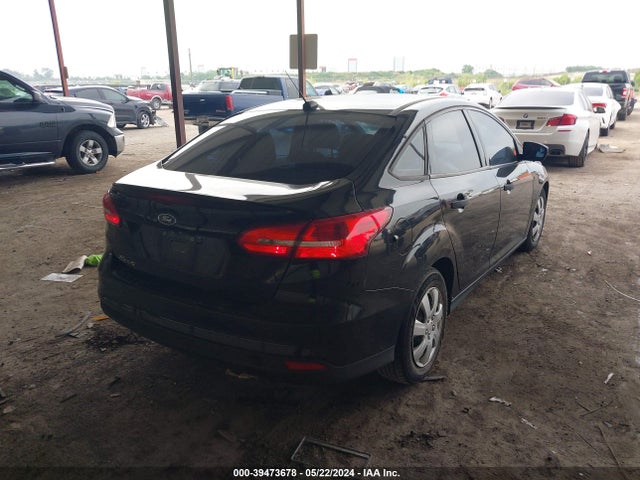 Ford FOCUS S 2018 1FADP3E21JL246473 Image 4