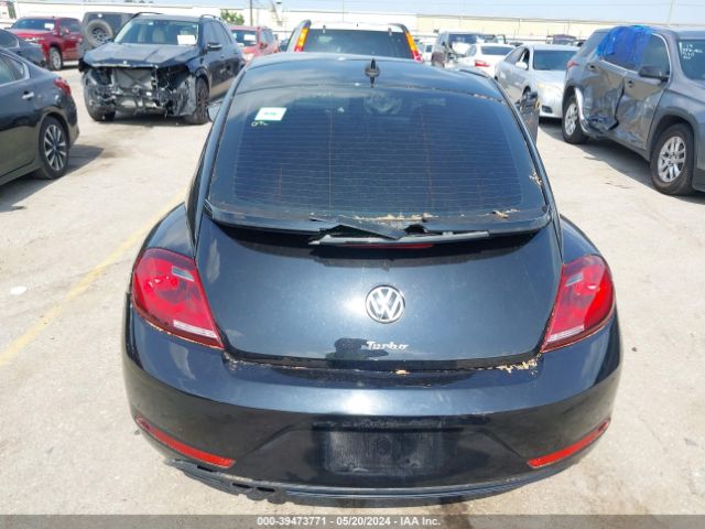 3VWFD7AT2JM703224 Volkswagen Beetle 2.0t Coast/2.0t S