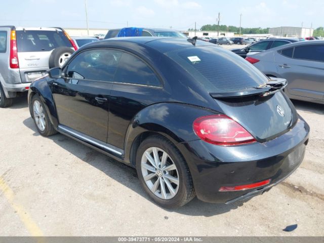 3VWFD7AT2JM703224 Volkswagen Beetle 2.0t Coast/2.0t S