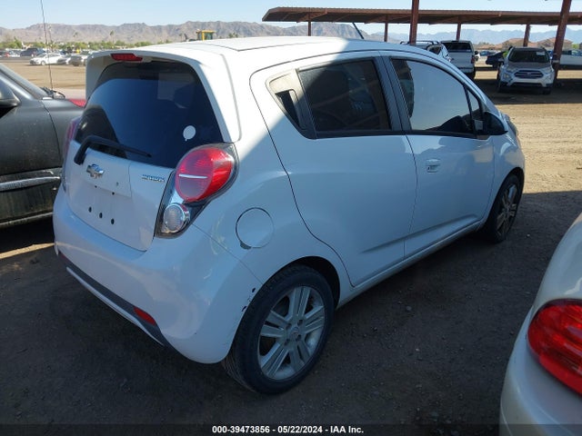 Chevrolet Spark 1lt Auto 2014 KL8CD6S96EC443266 Image 4