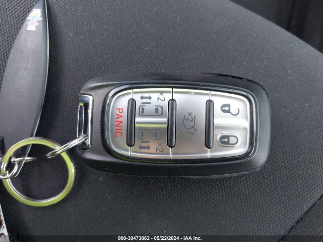 2019 CHRYSLER PACIFICA HYBRID 2C4RC1H76KR668786 Photo 10