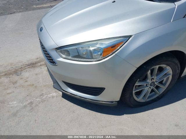 1FADP3K25FL301048 Ford FOCUS SE