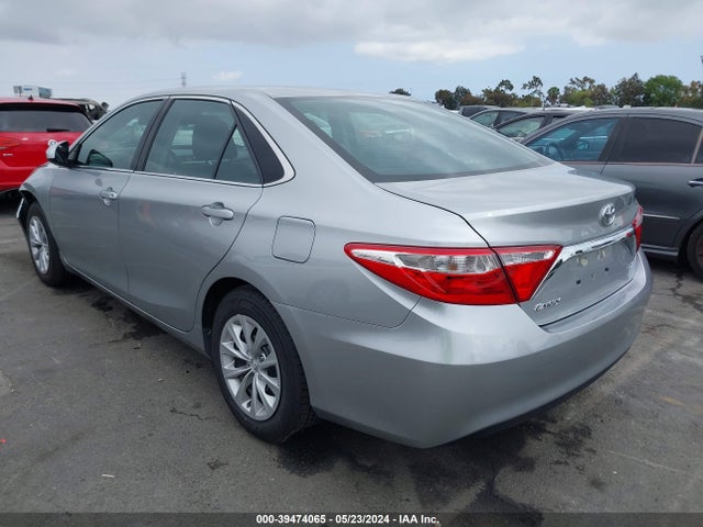 Toyota CAMRY LE 2016 4T4BF1FK3GR581634 Image 3