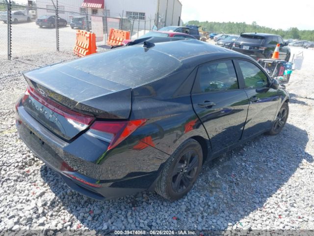 KMHLM4AG7NU220428 Hyundai ELANTRA SEL