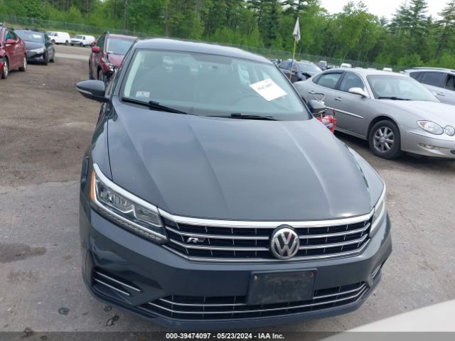 1VWAA7A37JC000402 Volkswagen Passat 2.0t R-line/2.0t S