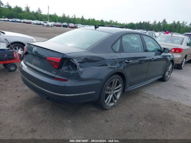 1VWAA7A37JC000402 Volkswagen Passat 2.0t R-line/2.0t S