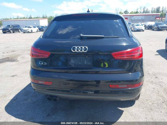 WA1BCCFS9JR013136 Audi Q3 2.0t Premium/2.0t Sport Premium