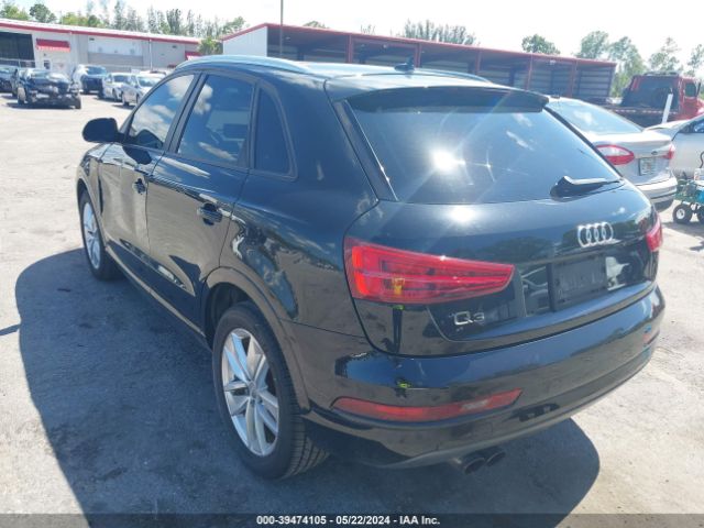 WA1BCCFS9JR013136 Audi Q3 2.0t Premium/2.0t Sport Premium