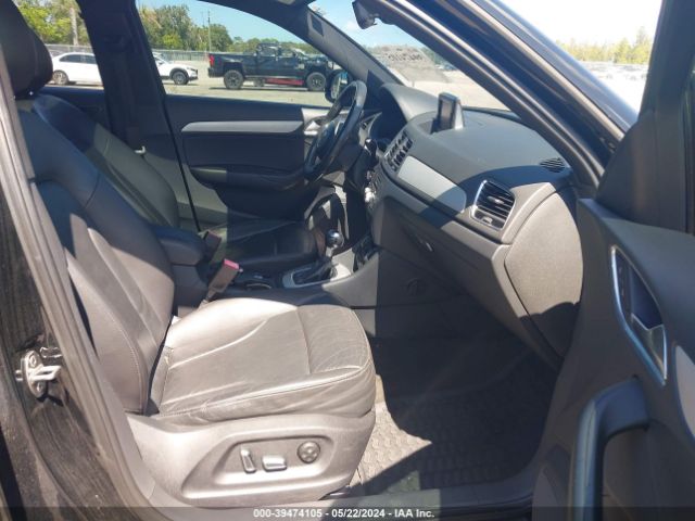 WA1BCCFS9JR013136 Audi Q3 2.0t Premium/2.0t Sport Premium