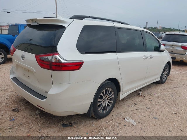 Toyota SIENNA XLE 2020 5TDYZ3DC6LS042978 Image 4