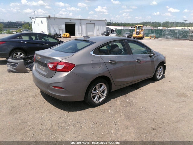 Chevrolet Cruze Lt Auto 2018 1G1BE5SM4J7109490 Image 4