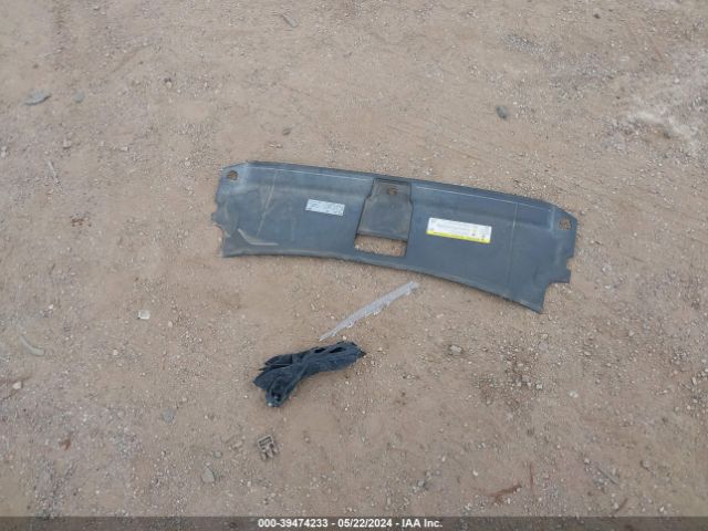 WA1JCCFSXHR008873 Audi Q3 2.0t Premium