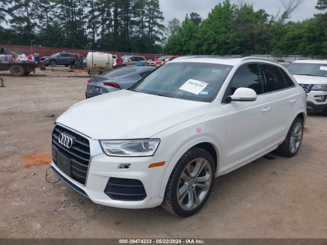 WA1JCCFSXHR008873 Audi Q3 2.0t Premium
